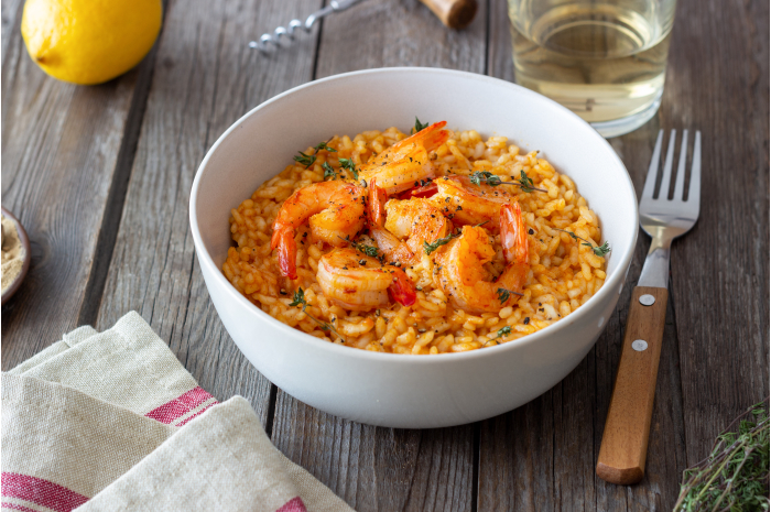 Risotto aux scampis - sauce poivrons / paprika fumé - salade fraîcheur au fenouil