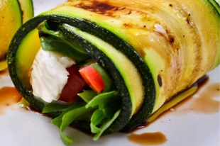 ROULADES DE COURGETTE A LA MOZZARELLA