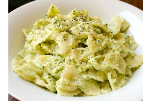 Gratin de farfalles aux courgettes 